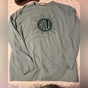 (M) oversized target Hola shirt